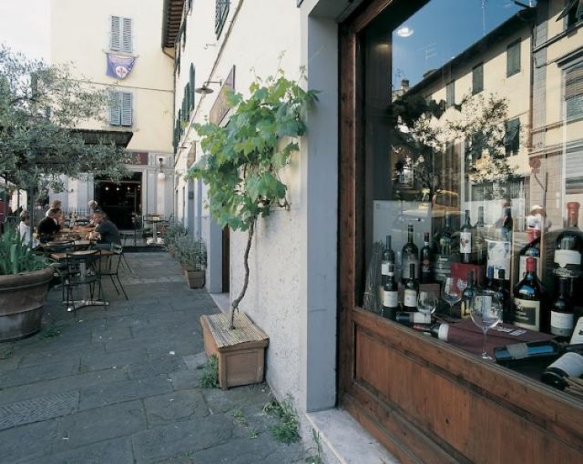 Fuori Porta wine bar Florence