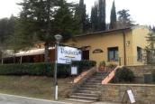 Paglietta:teaches/*/Paglietta:l'insegna/*//*//*//*/